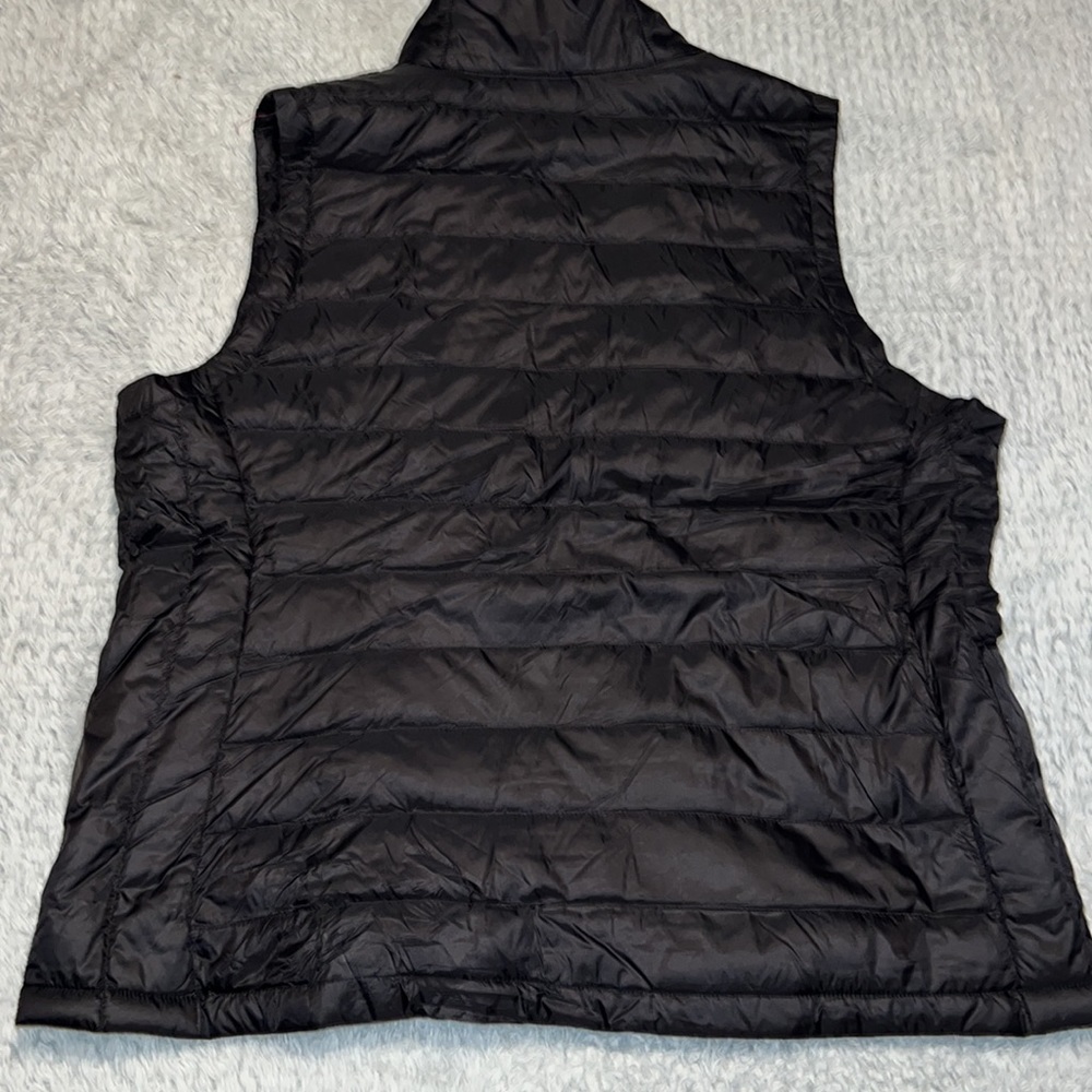 Karissa me vest - Picture 3 of 5